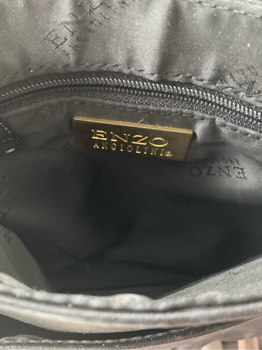 Black leather Enzo Angiolini crossbody - Picture 10 of 11
